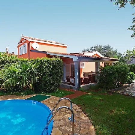 Ferienhaus Holiday Mrvica *